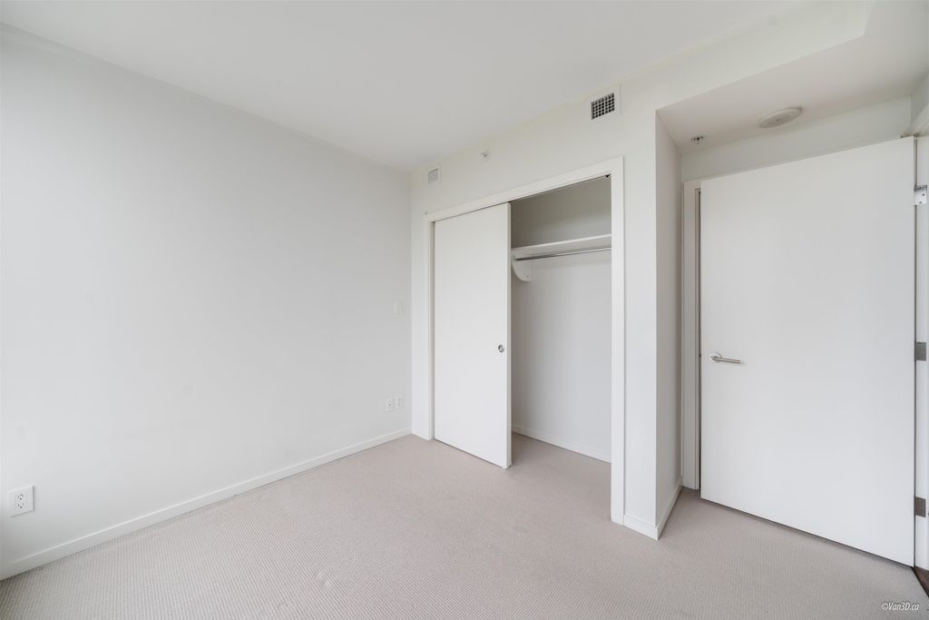 listing image 1104308545393367990