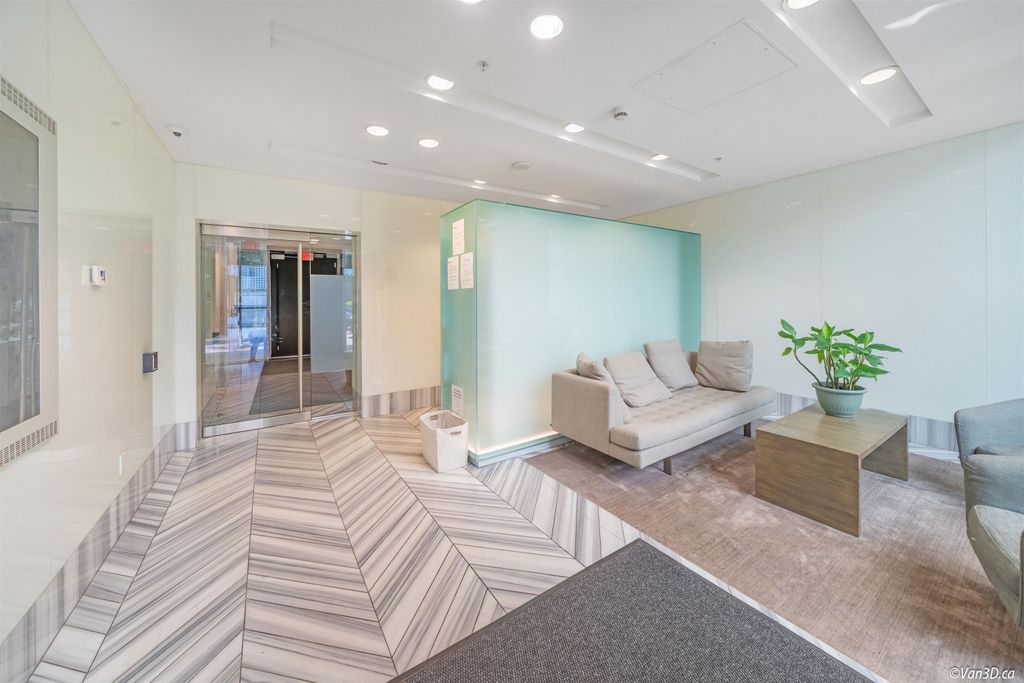listing image 1109758393279934565