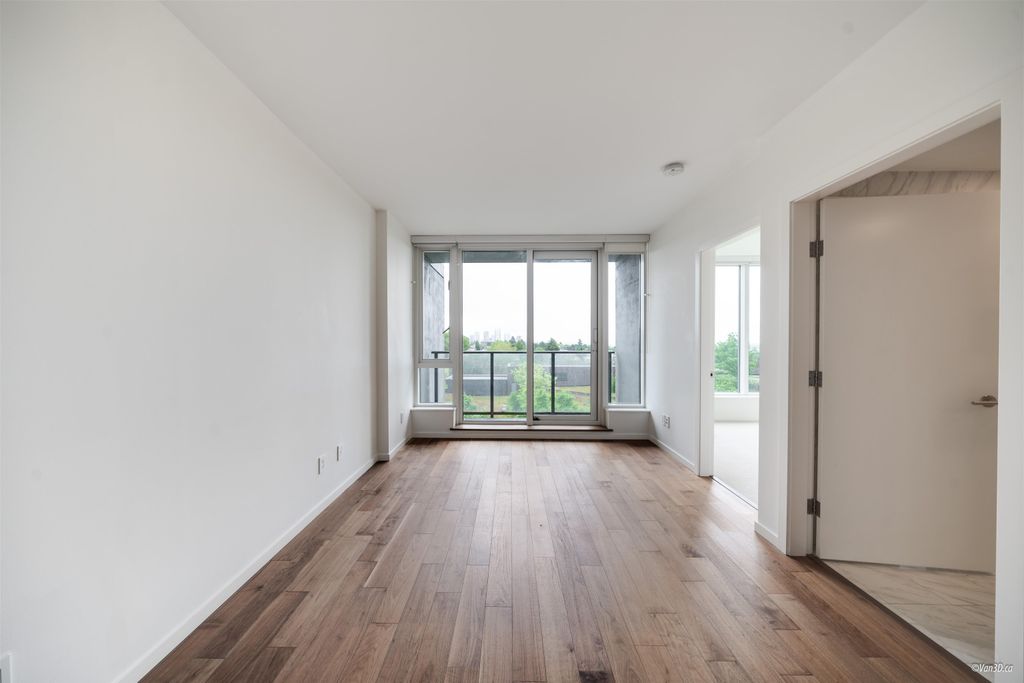 listing image 1103066188178175426