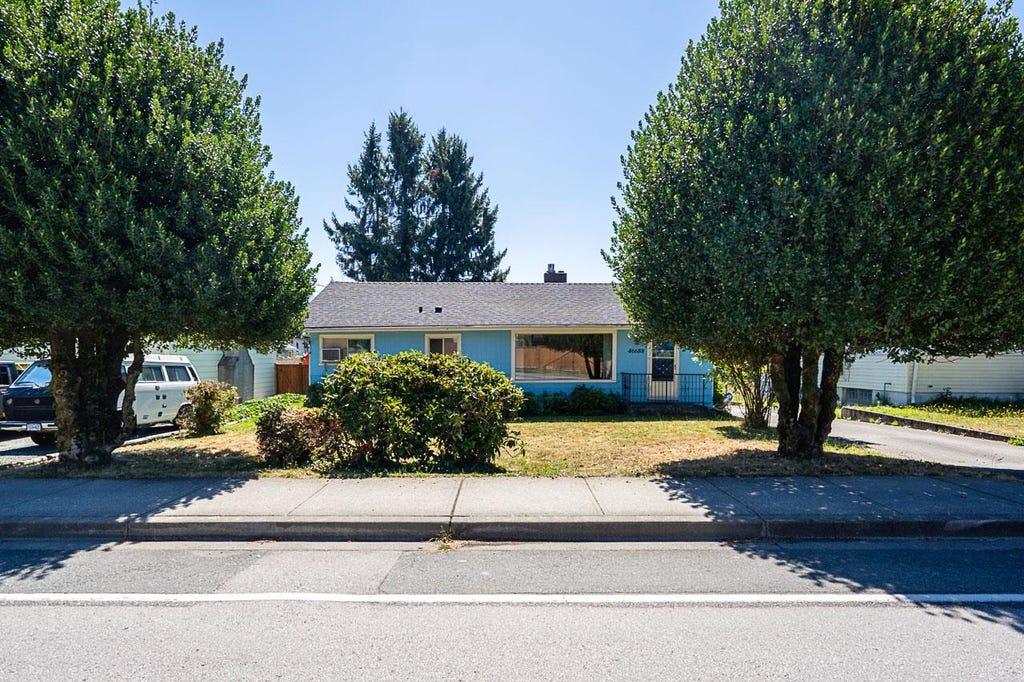 Photo of 46688 Portage Avenue, Chilliwack, BC V2P 3G5 (MLS # R3152875)