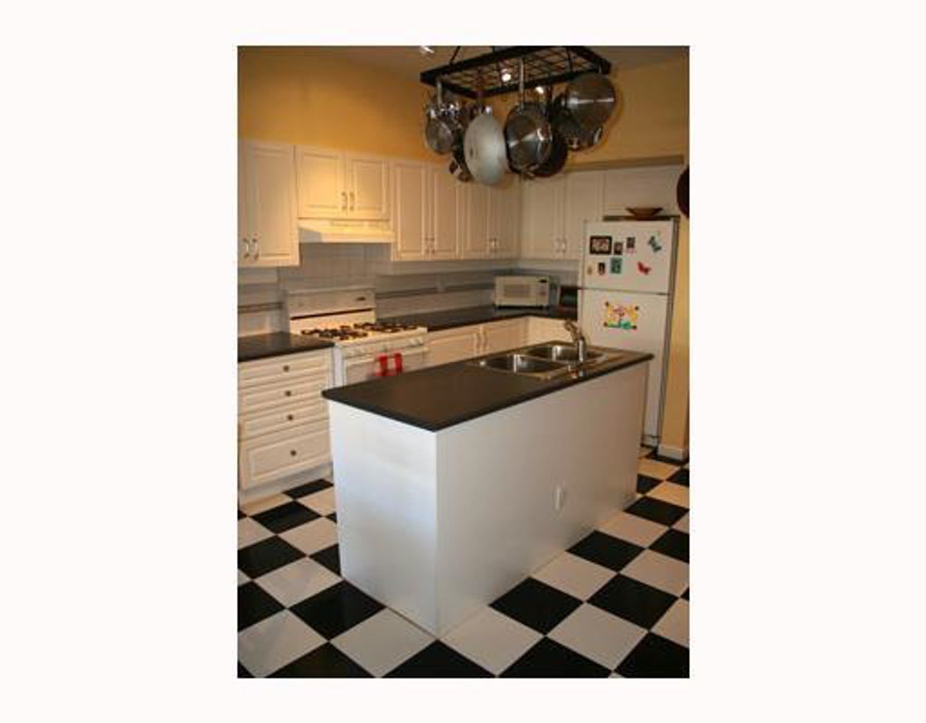 listing image 1108043222522195764