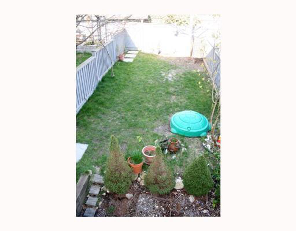 listing image 1106018435448450694