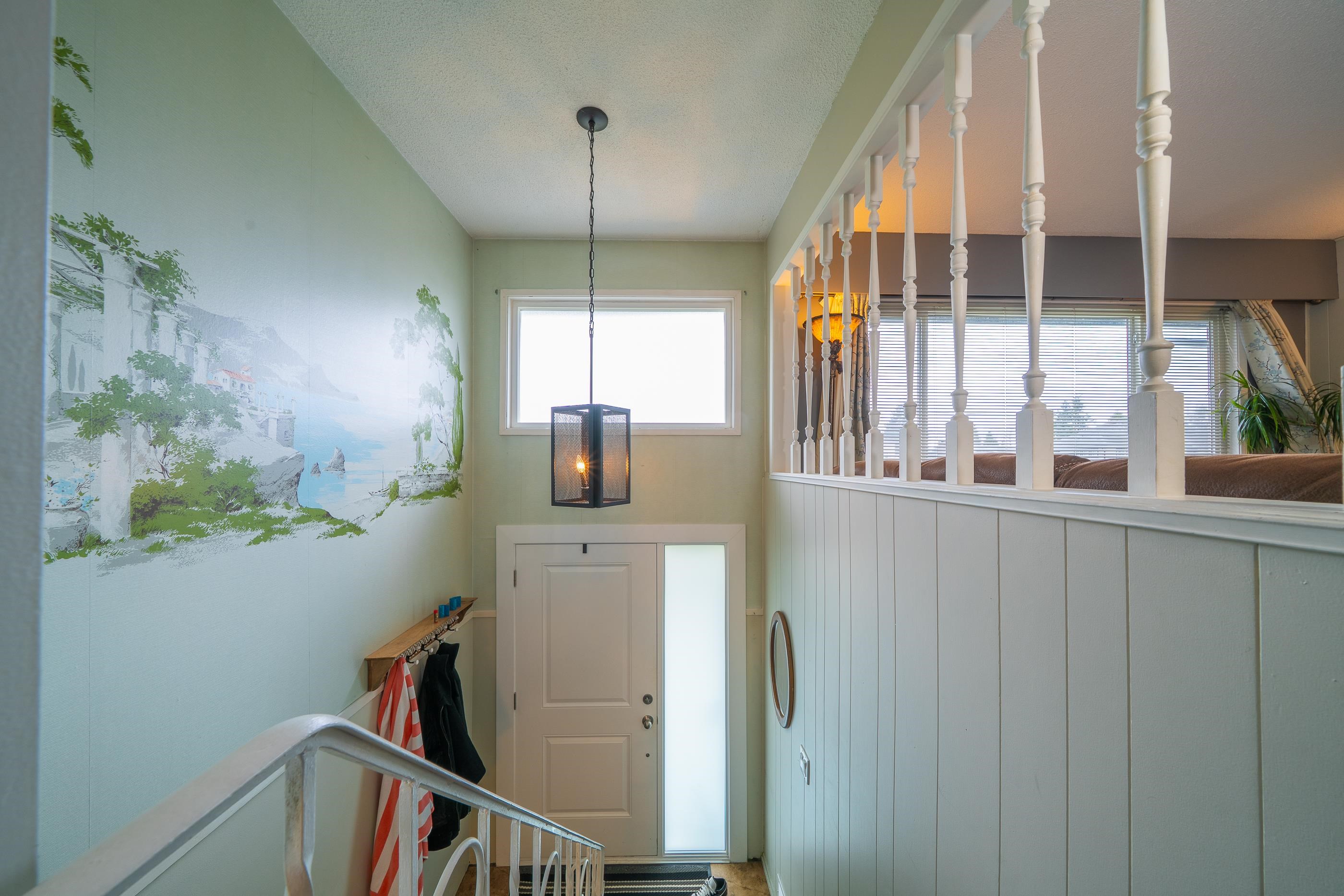 11129 N Fuller Crescent