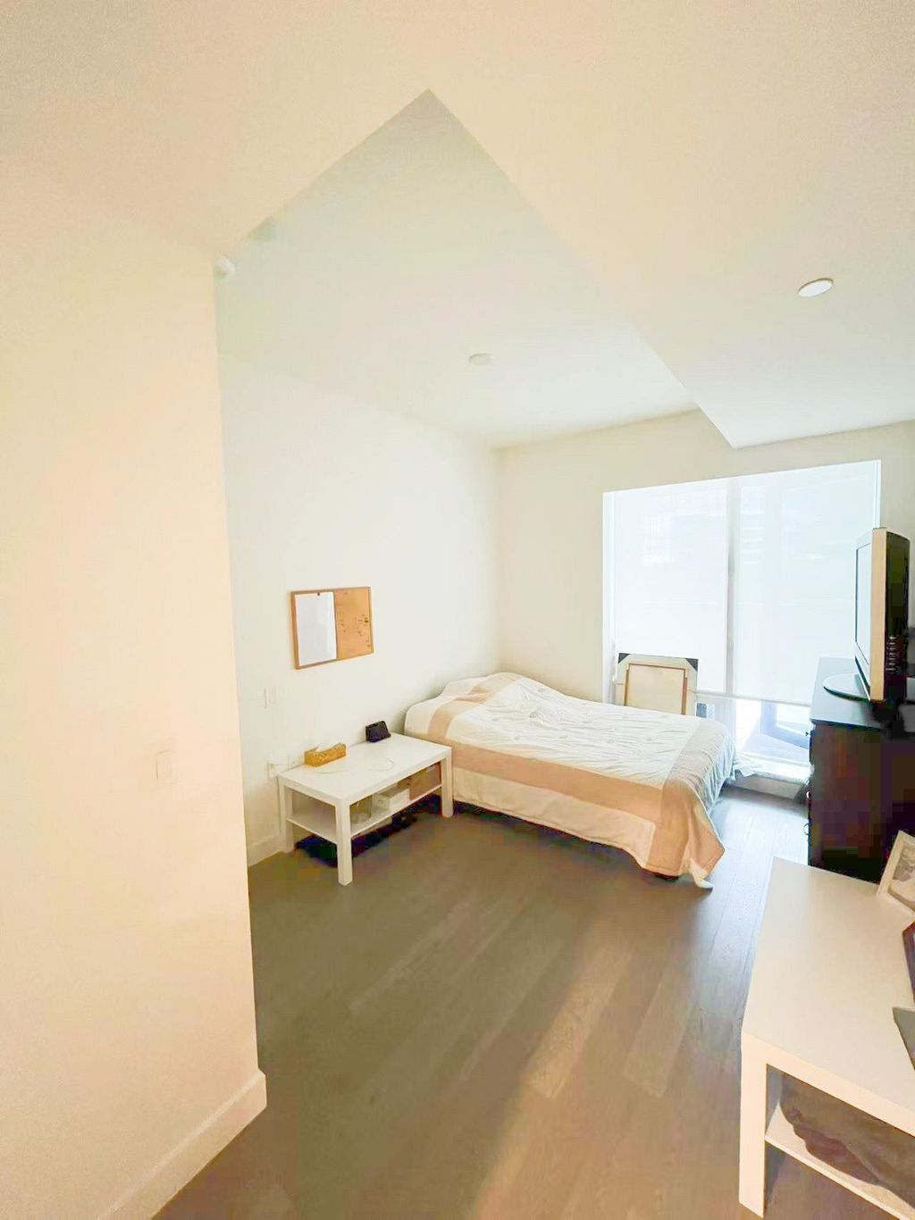 listing image 1107760253052578337