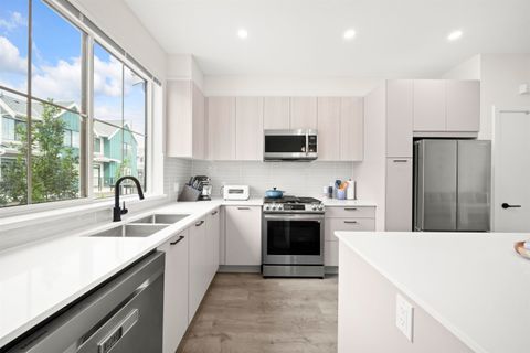 488 Furness Street 132 New Westminster BC V3M 0M1