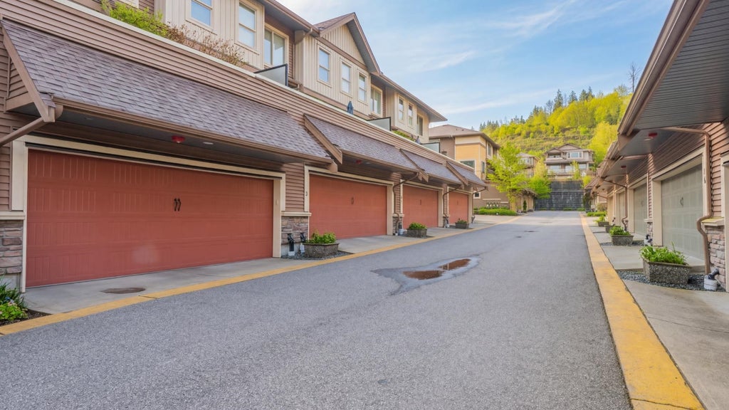 Photo of 10480 248 Street #2, Maple Ridge, BC V2W 0J4 (MLS # R3171442)