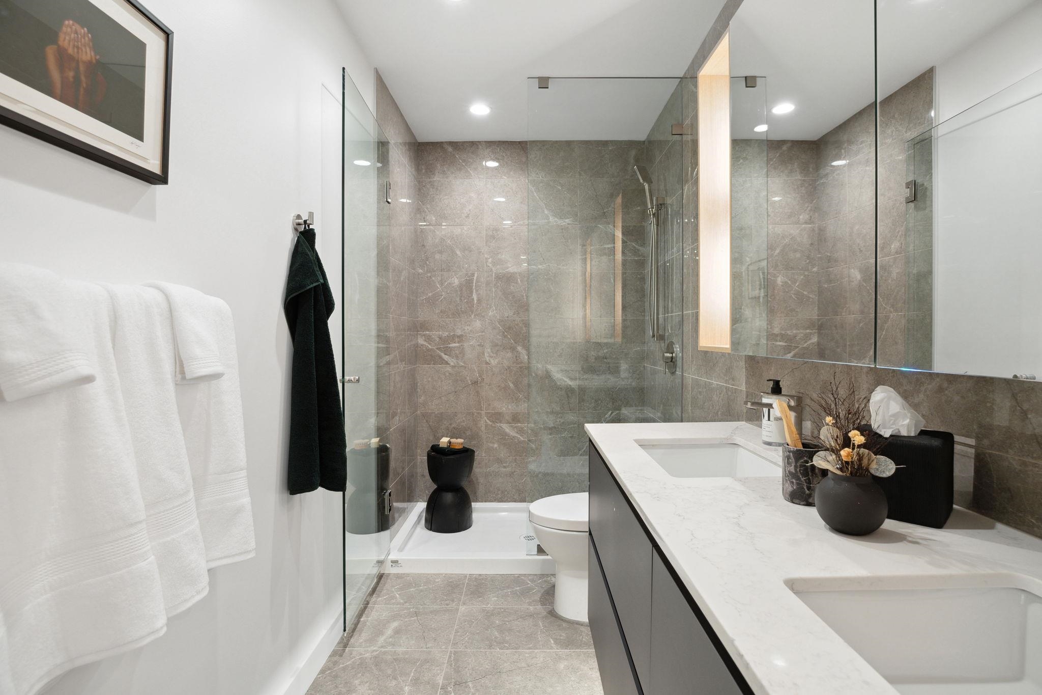 2050 Glenaire Drive 119