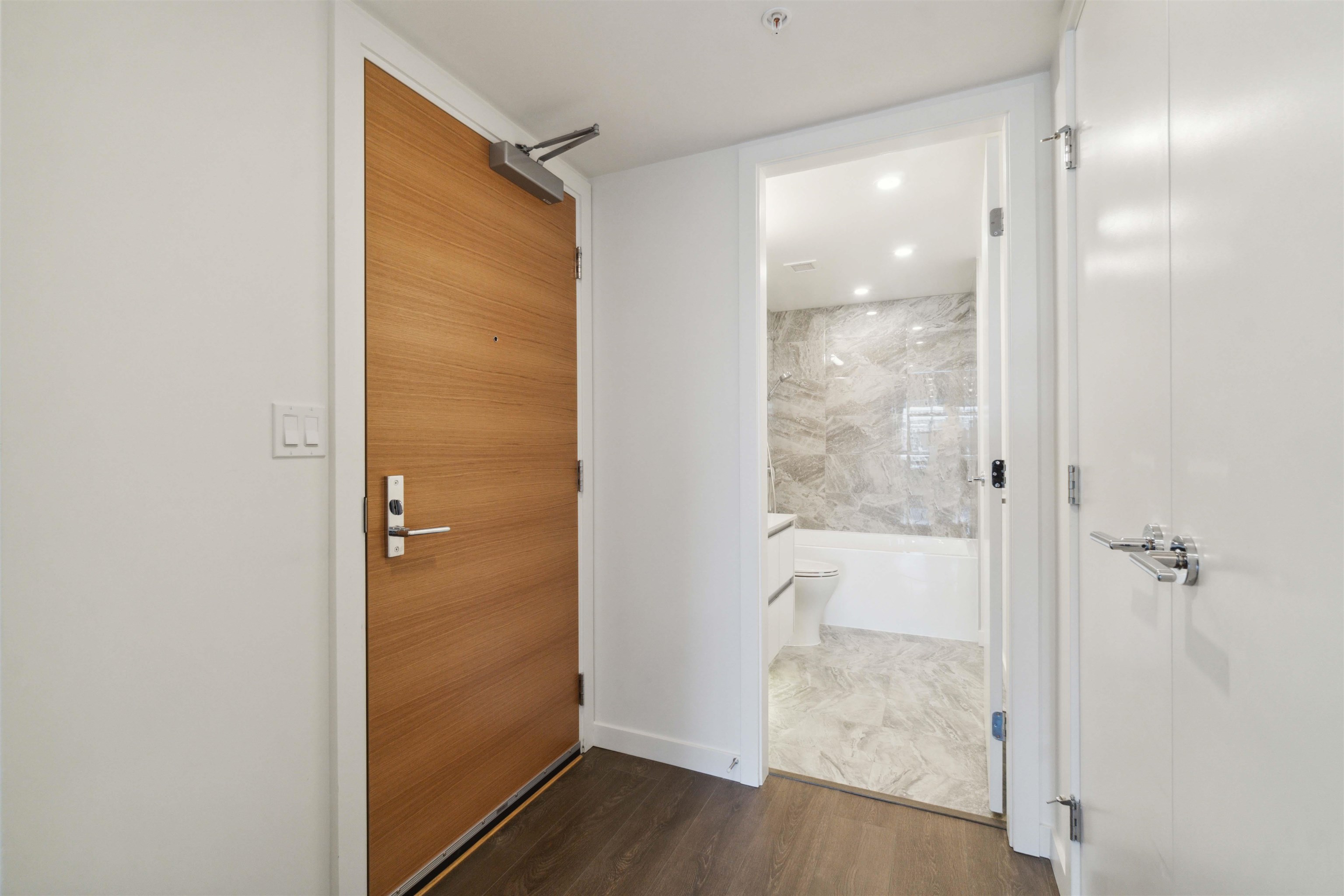 6633 Buswell Street 803