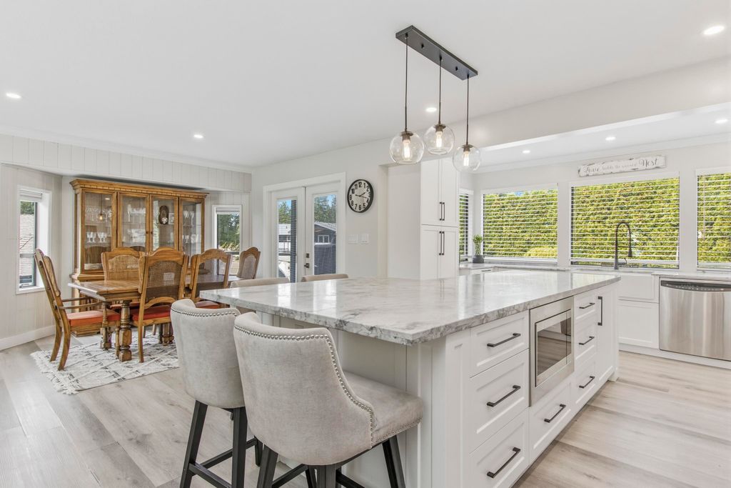 listing image 1109725654333333137