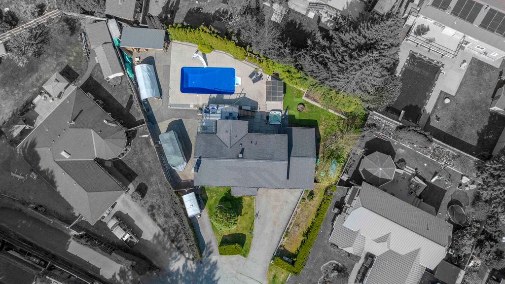 listing image 1103291862978336384