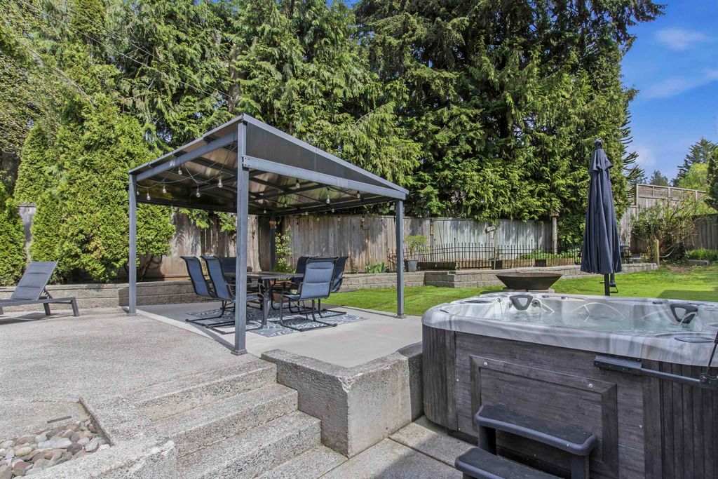 listing image 1101981929080606755