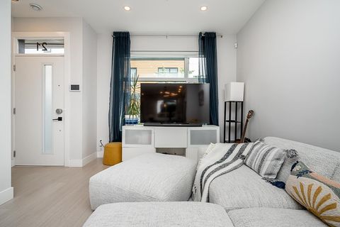 1211 Eighth Avenue 21 New Westminster BC V3M 2R8