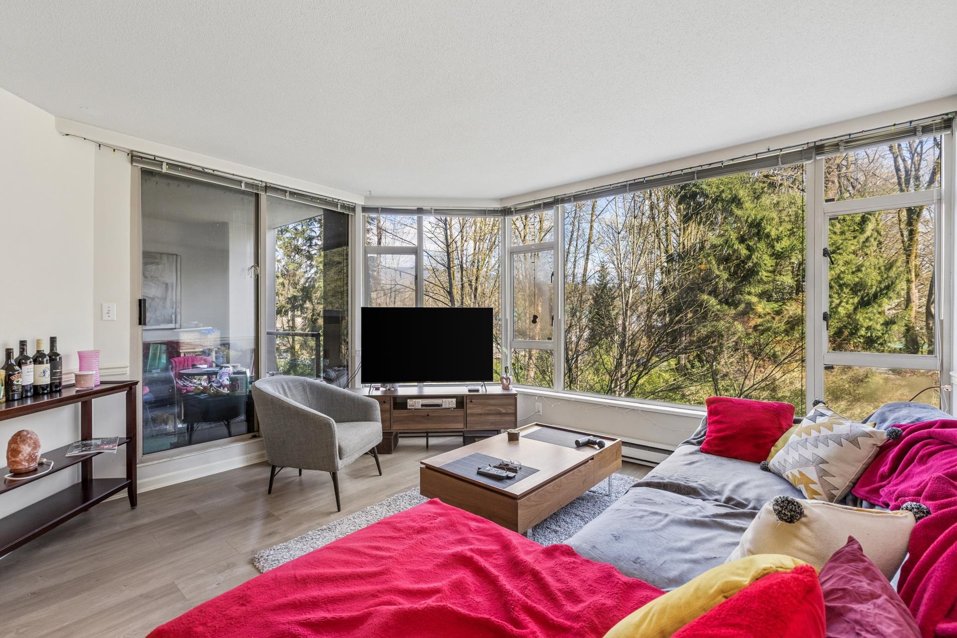 1327 E Keith Road 308