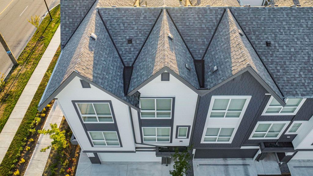 Photo of 23785 Dewdney Trunk Road #20, Maple Ridge, BC V4R 0H8 (MLS # R3112018)