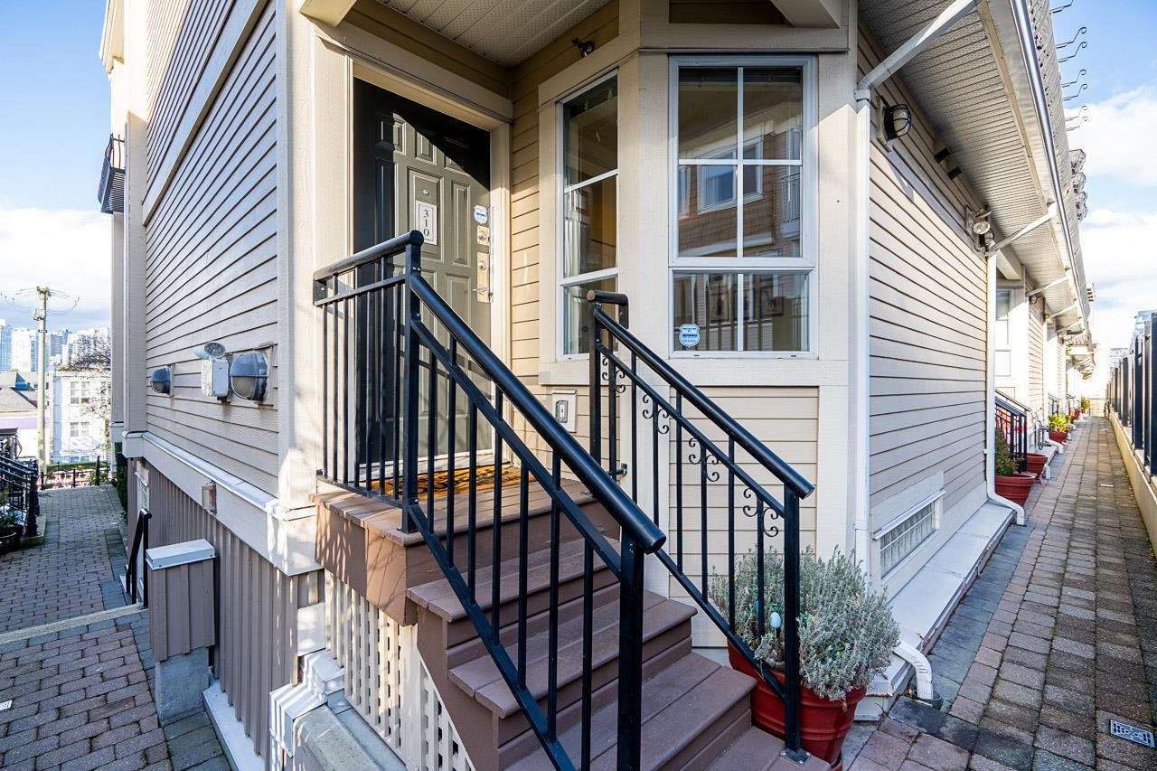 678 W 7th Avenue 310