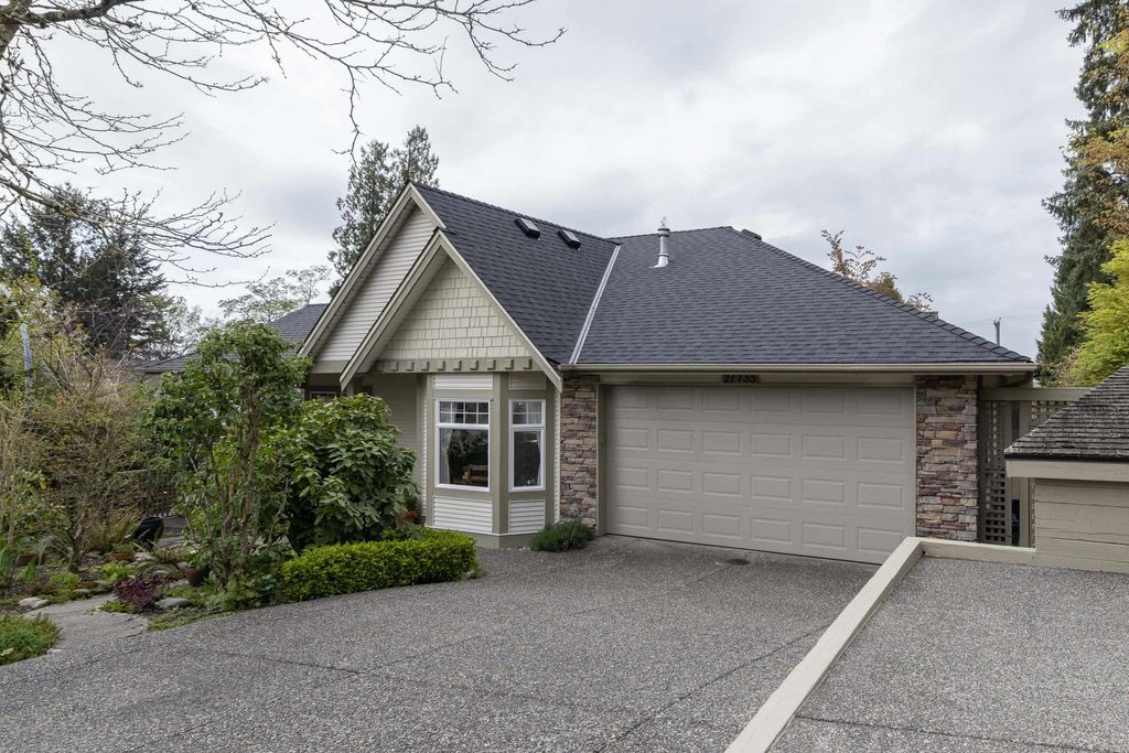 Photo of 21735 47b Avenue, Langley, BC V3A 8T3 (MLS # R3115000)