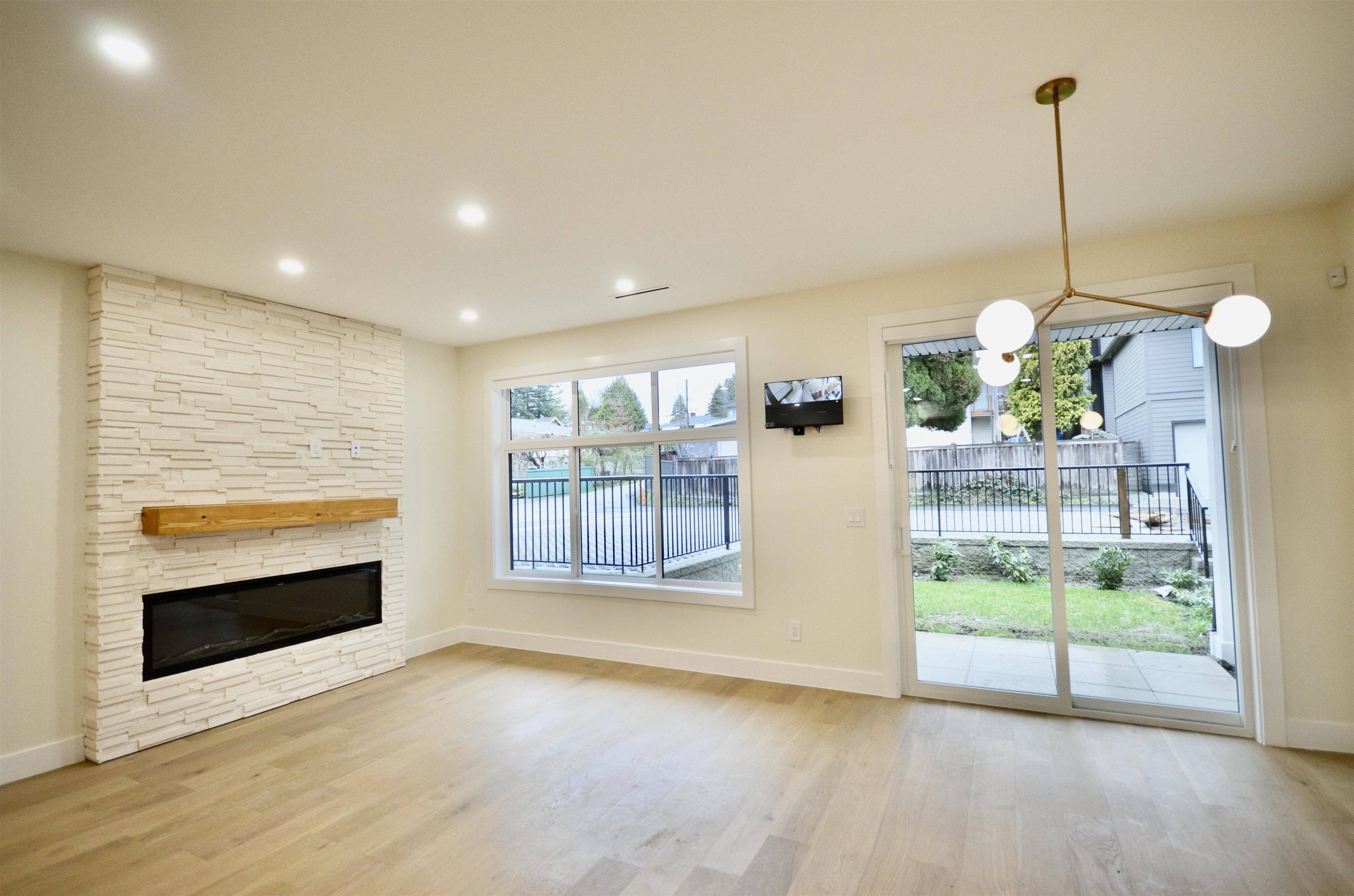 901 Edgar Avenue 104