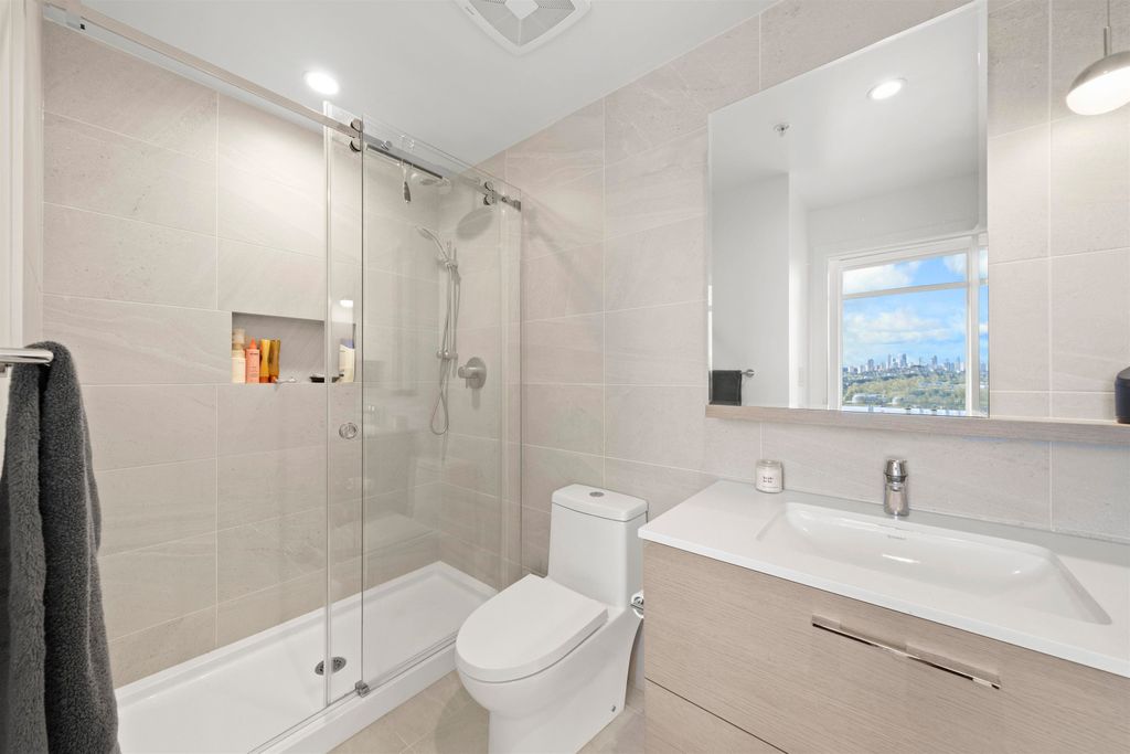 listing image 1103991715324412262