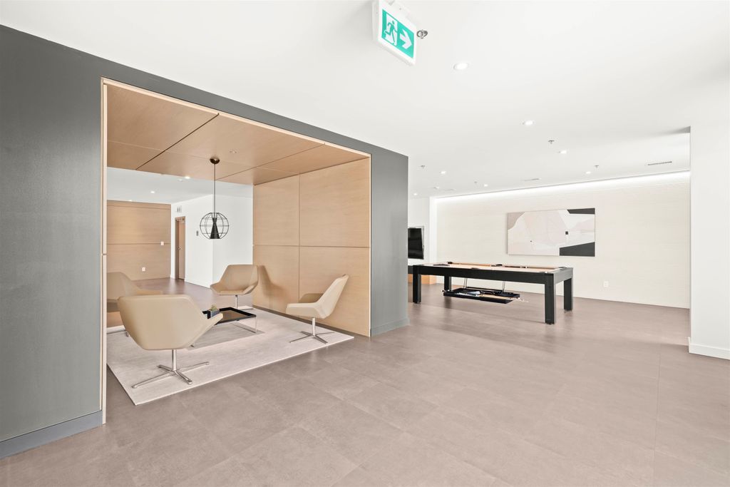 listing image 1105032815618310662