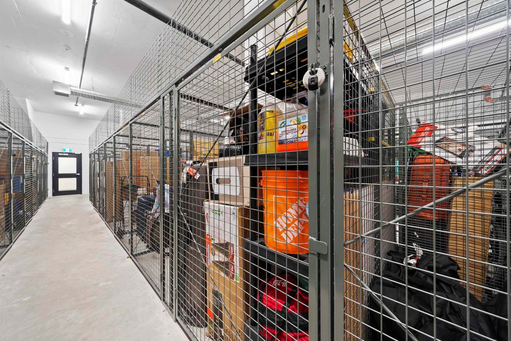 listing image 1106923793979096910