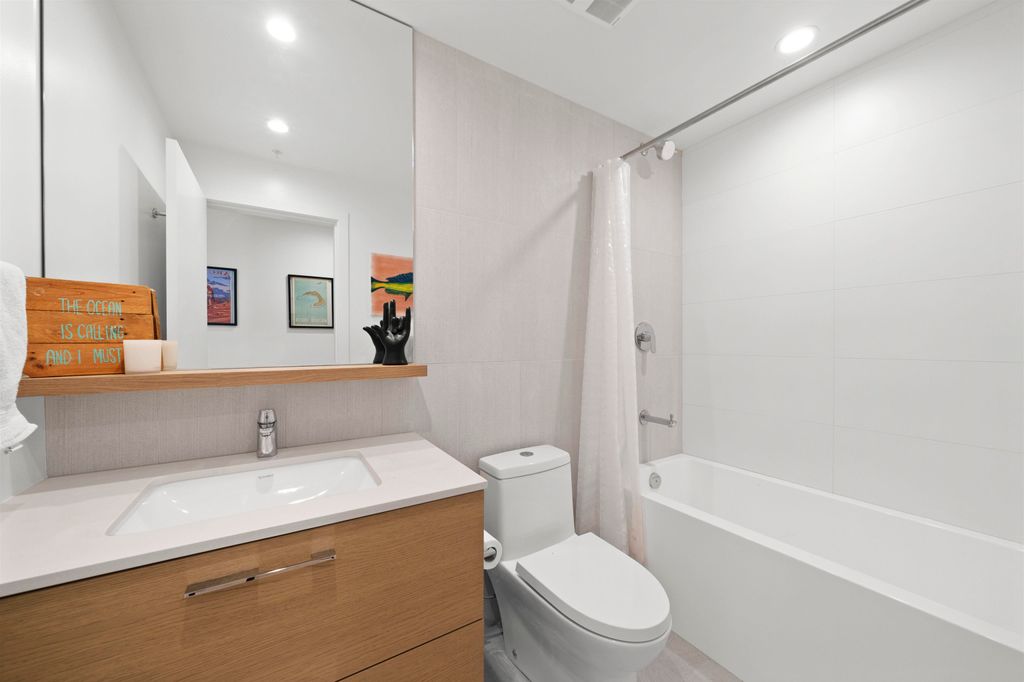 listing image 1102140004751220897