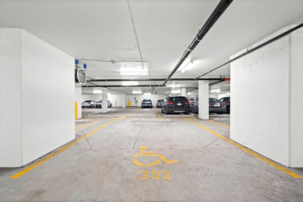 listing image 1108734948014314475