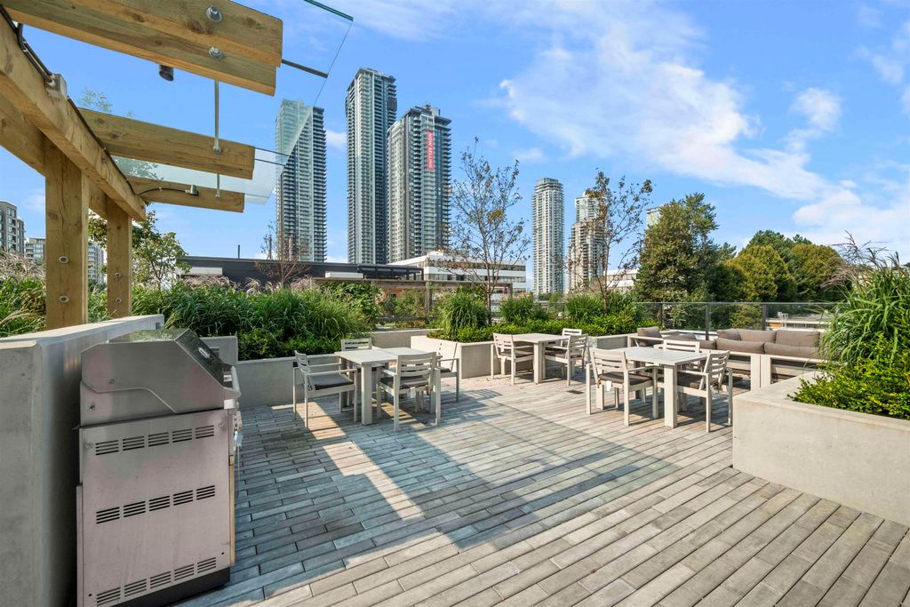 listing image 1103270790465555839