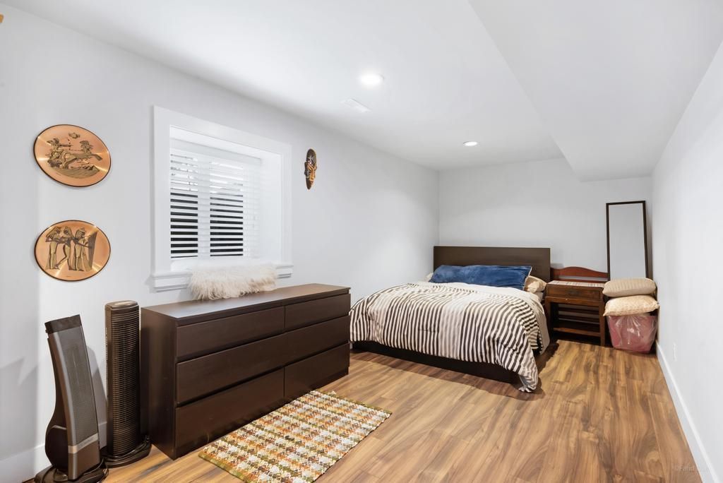 listing image 1102782588309839124