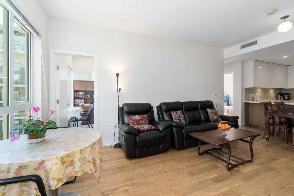 listing image 1108540213977694025