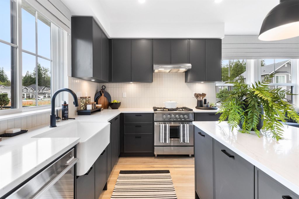 Photo of 7918 204b Street #50, Langley, BC V2Y 3T7 (MLS # R3144267)