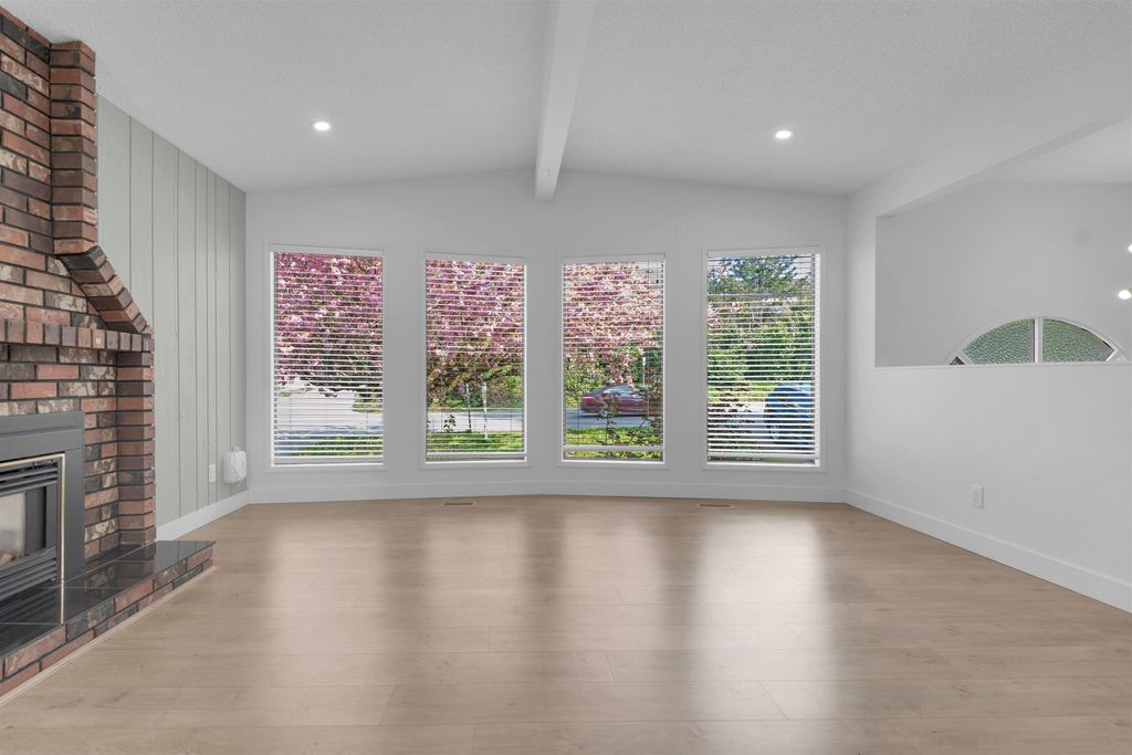 Photo of 2803 Babich Street, Abbotsford, BC V2S 3K4 (MLS # R3113178)