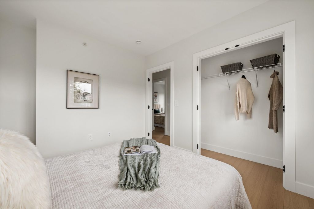 listing image 1101581174551912206