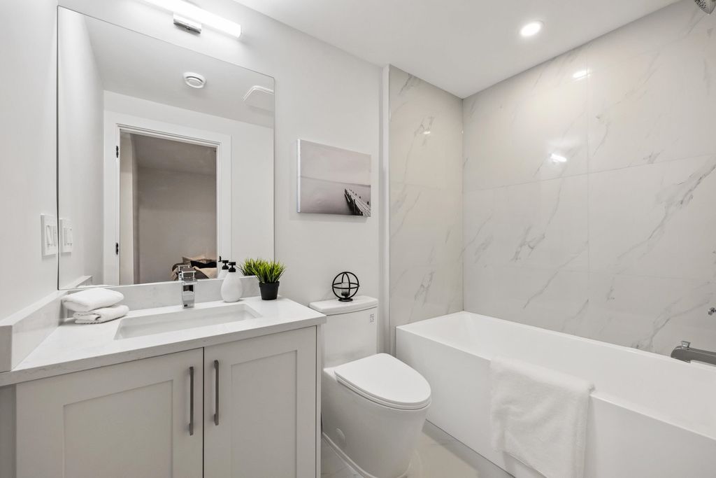 listing image 1104131208701797751