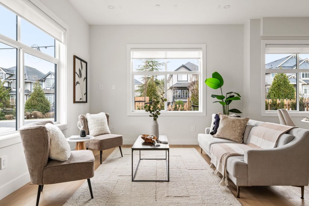 listing image 1103078961013416260