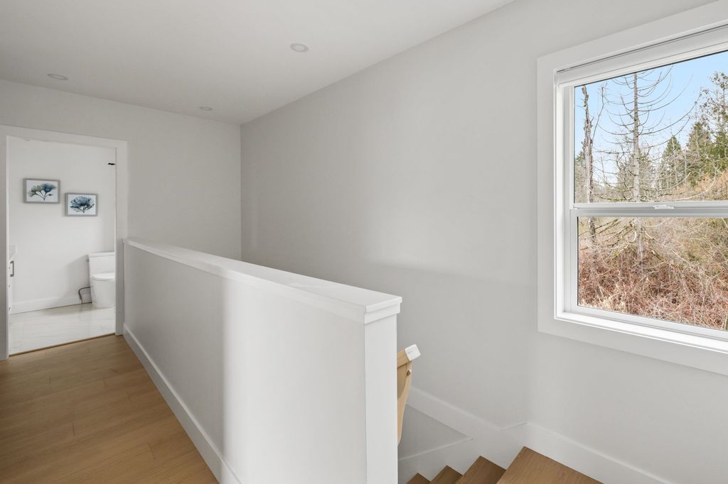 listing image 1107356662474080204