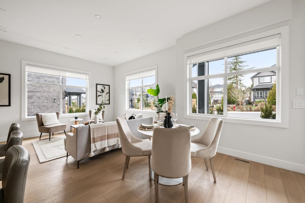 listing image 1101182054203376909