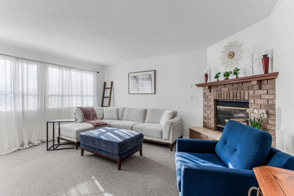 Photo of 11125 232nd Street #15, Maple Ridge, BC V2X 3R3 (MLS # R3114127)