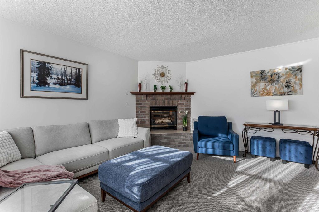 Photo of 11125 232nd Street #15, Maple Ridge, BC V2X 3R3 (MLS # R3114127)