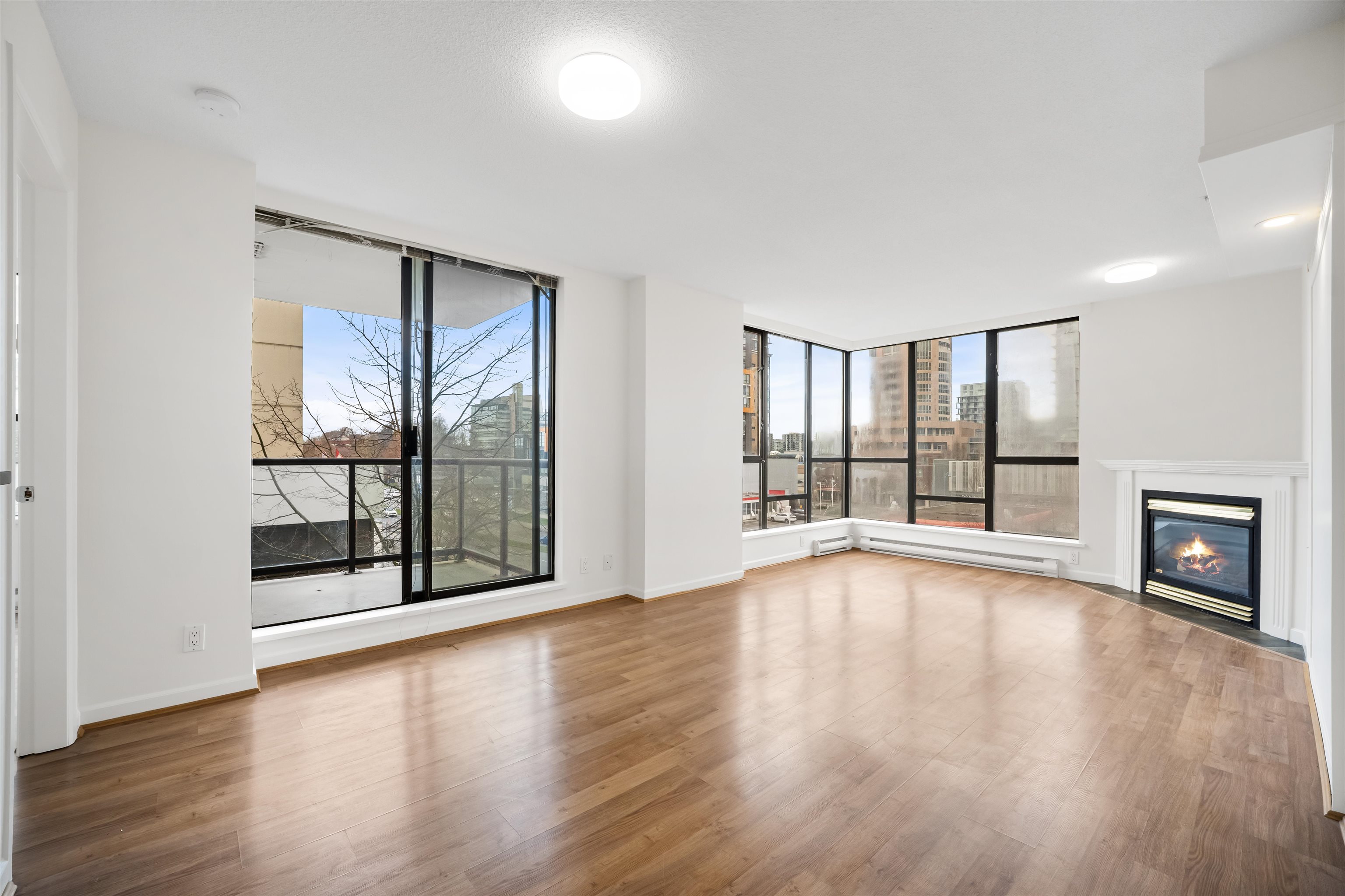 8180 Granville Avenue 602