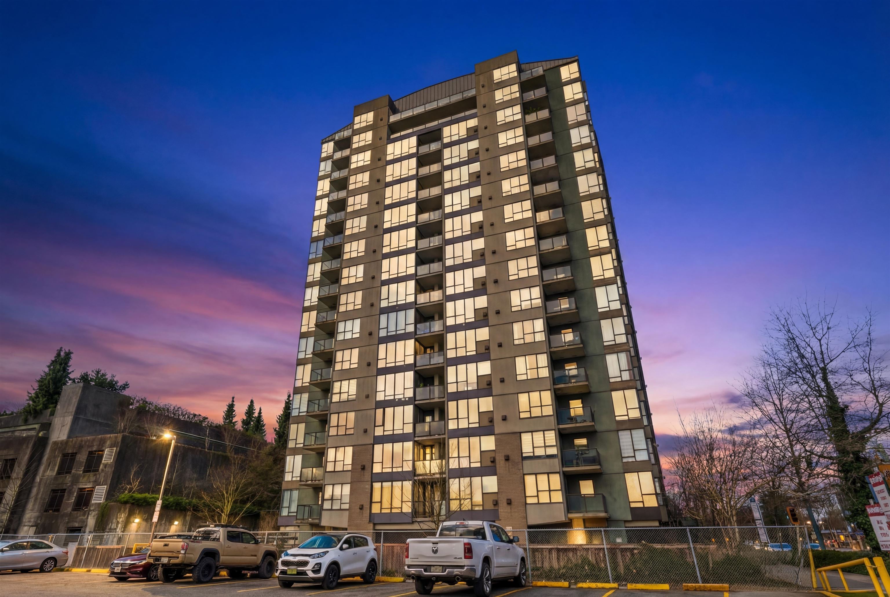 8180 Granville Avenue 602