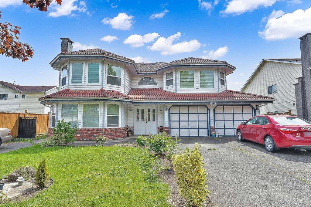 Photo of 13724 91 Avenue, Surrey, BC V3V 7X1 (MLS # R3131484)