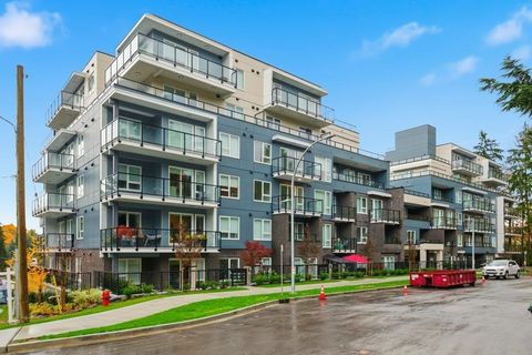 2002 St. George Street 506 Port Moody BC V3H 0N4