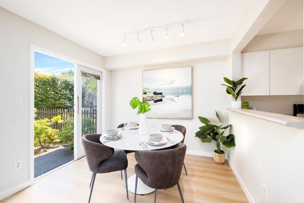 listing image 1102579040969095075