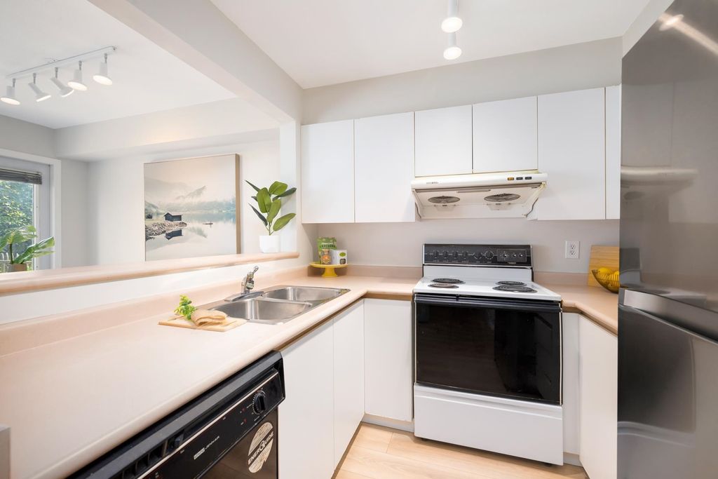 listing image 1104372640295987244