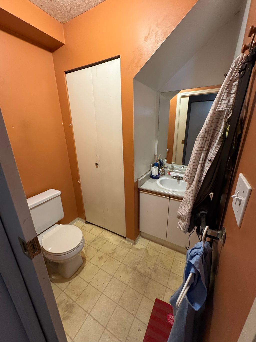listing image 1100408421848854233