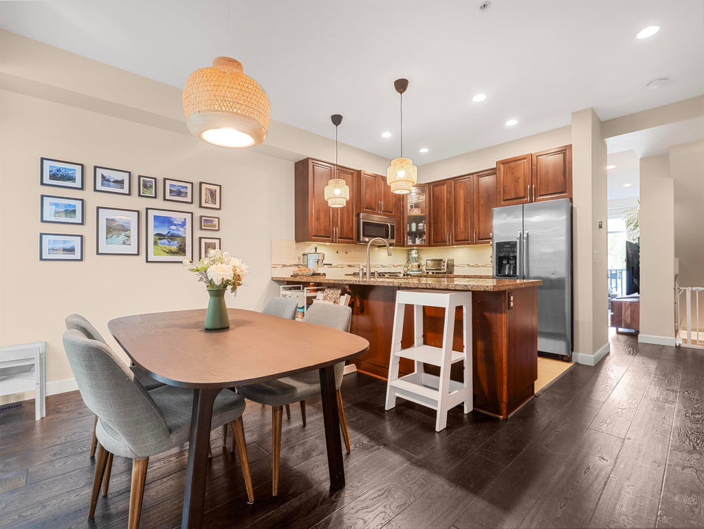 Photo of 20738 84 Avenue #32, Langley, BC V2Y 0J6 (MLS # R3160039)