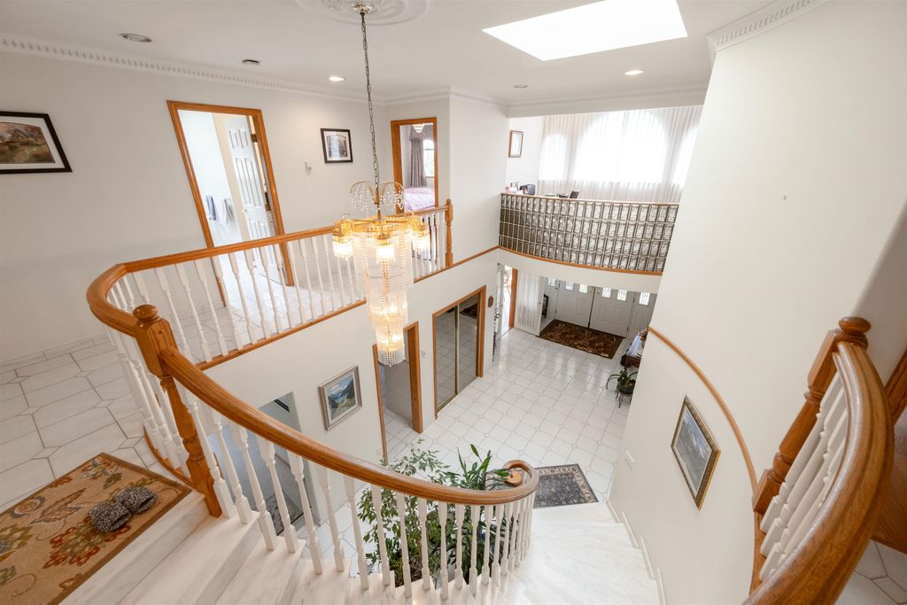 listing image 1106374715722674479