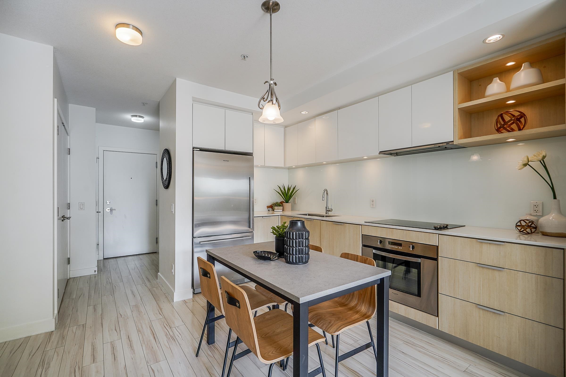 111 E 3rd Street 214