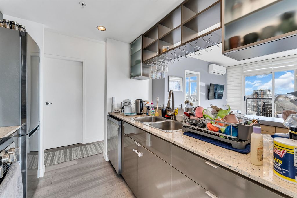 listing image 1109845366552739808