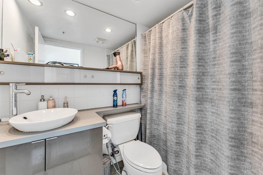 listing image 1105805879645354552